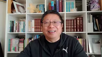 巴菲特2025股东大会(最后一次)值得收藏!加密货币将让大银行“追悔莫及"? USD1、京东稳定币~Robert李區塊鏈日記2461