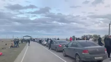 Russians Flee to Kazakhstan to Avoid Mobilization