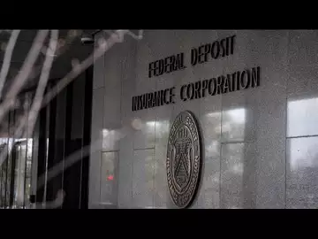 FDIC Plans to Hit Big Banks With Fees