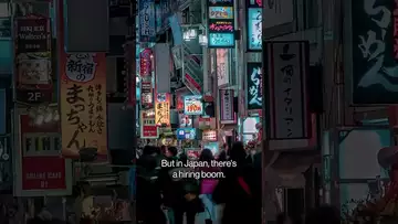 Wall Street banks are battling for Japan’s top young talent #shorts