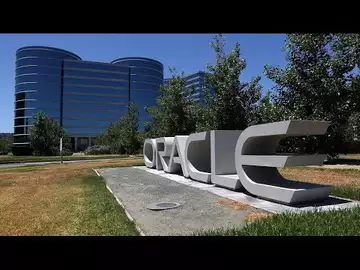 Oracle Shares Jump on Better-Than-Expected Bookings