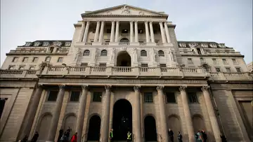 Bank of England Warns of Long Recession