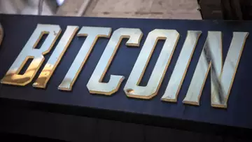 Bitcoin crosses $100,000 on Trade Deal Optimism