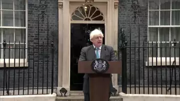 UK's Johnson Pledges 'Fervent' Support for Truss in Farewell Address