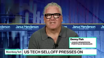 Investors Look for Comfortable AI Valuations