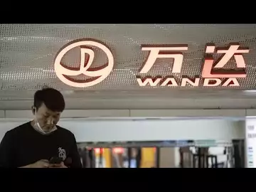 Wanda Bond plunges Into Distress