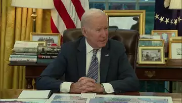 Biden Urges American Holiday Travelers to 'Leave Now'