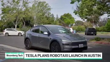 Musk’s Tesla Prepares to Launch Robotaxi Service