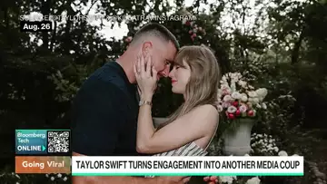 Taylor Swift's Engagement a Gift for the Media