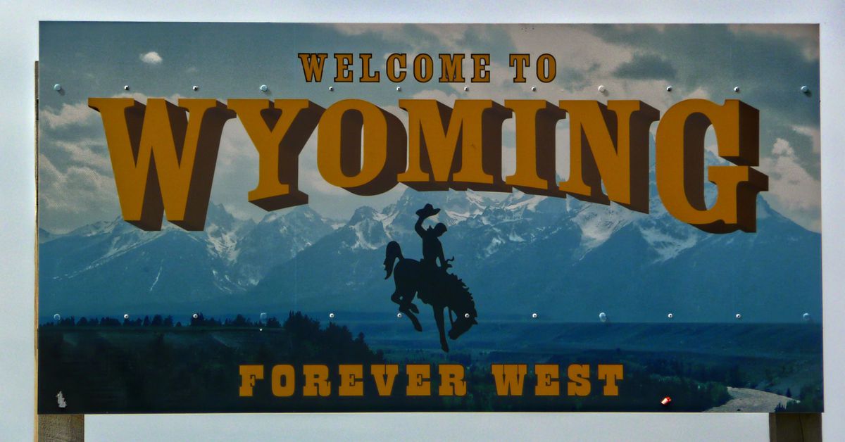 Former Wyoming banking commissioner goes to Web 3